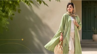 تصویر از پارچه مناسب برای انواع مانتو؛ از انتخاب تا ایستایی روی تن