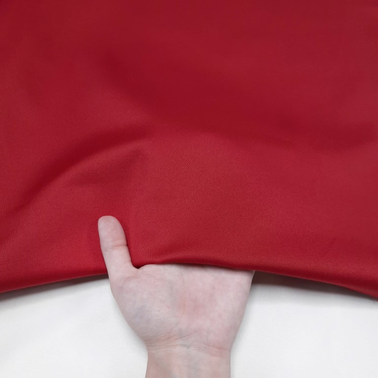 پارچه کتان کش ساده رنگ قرمز فلفلی 