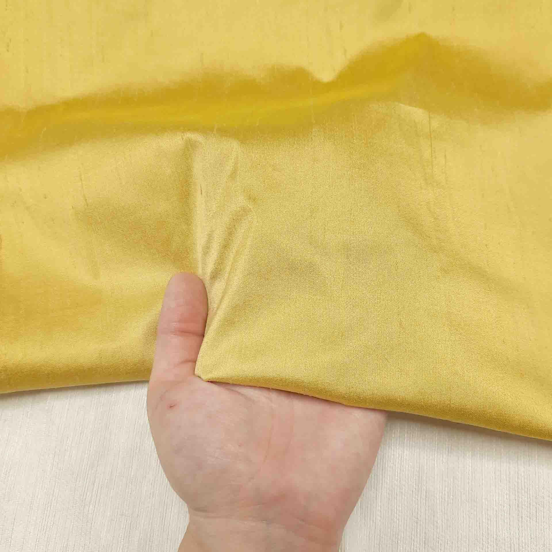 پارچه ابریشم خام رنگ زرد 