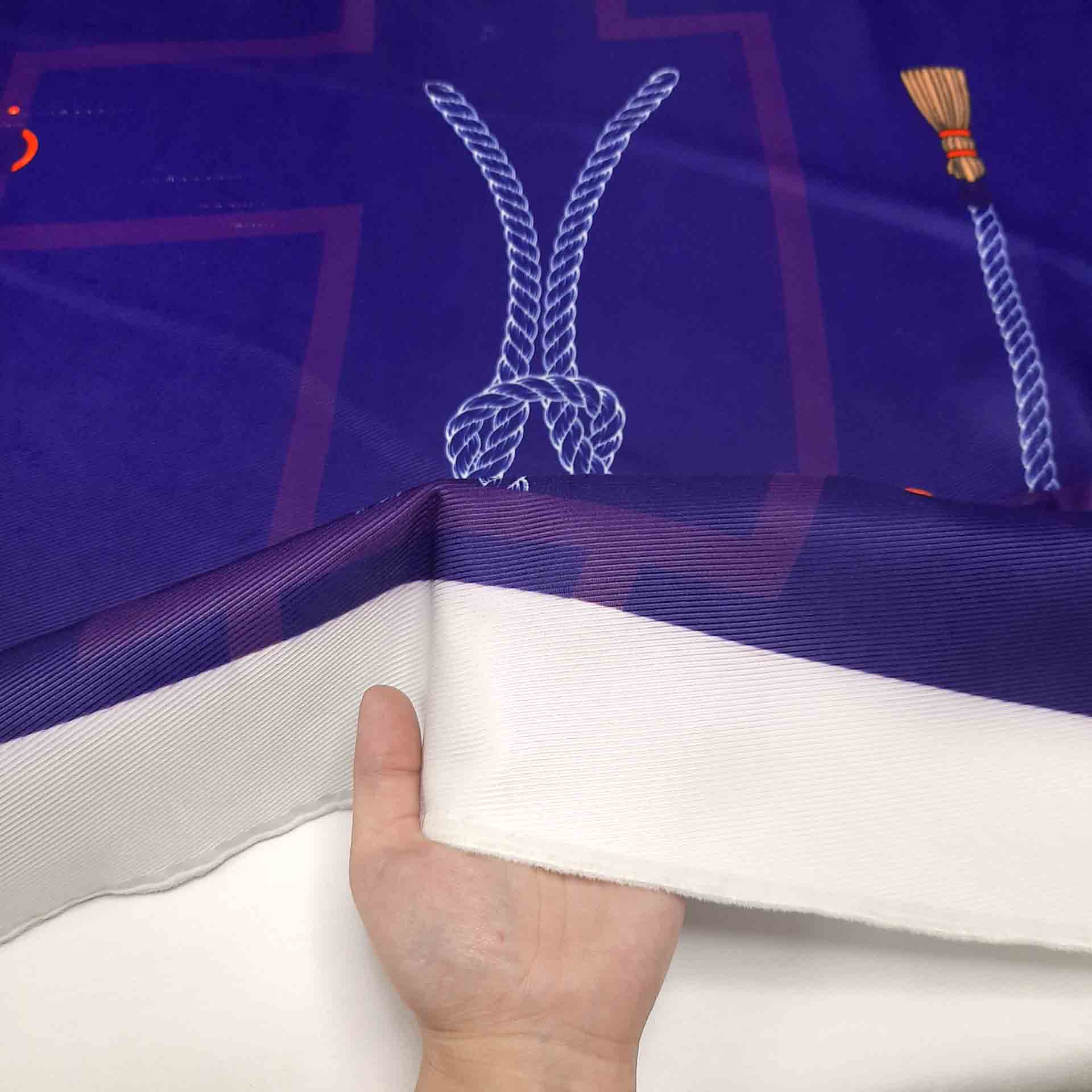 پارچه ژاکارد کجراه چاپی رنگ بنفش 
