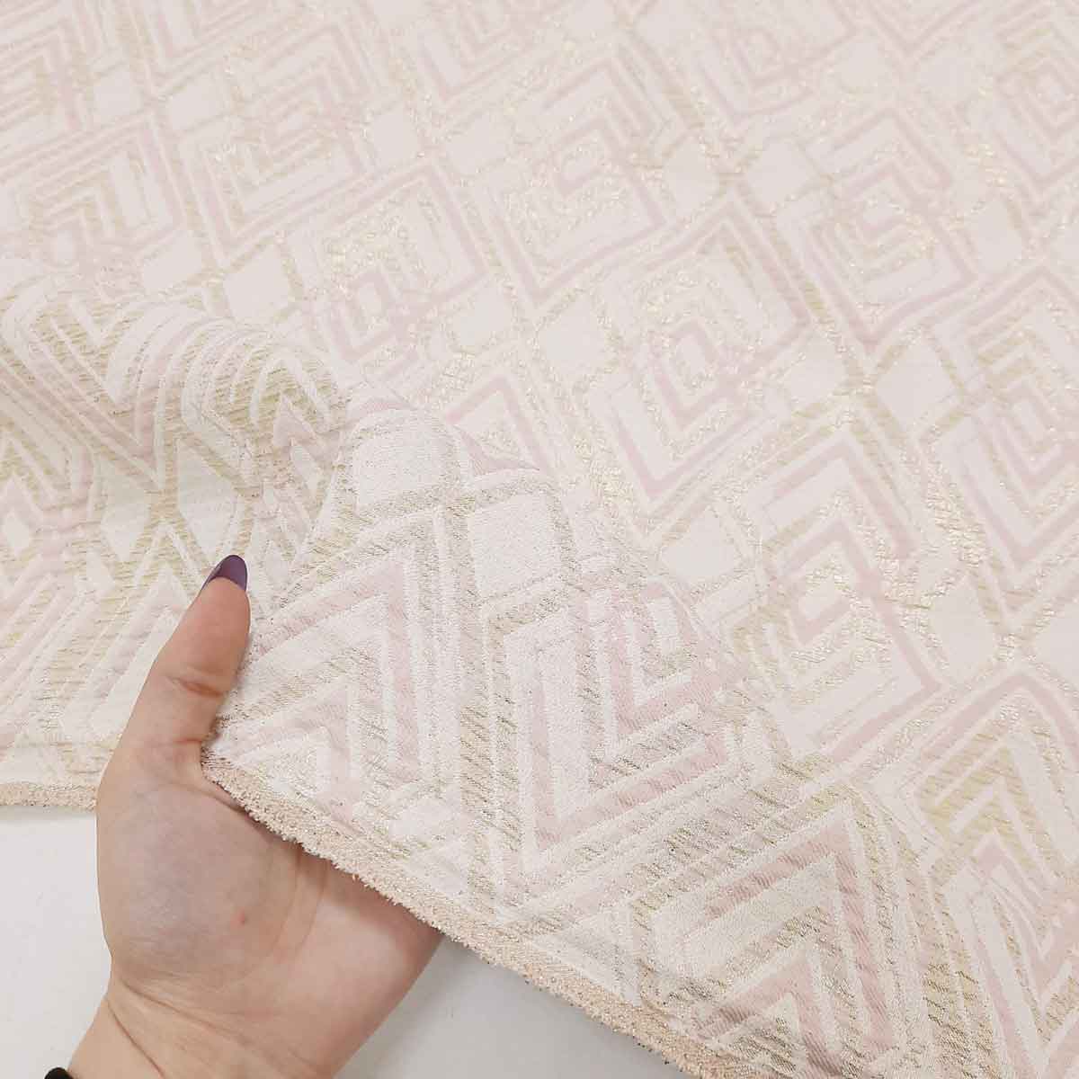 پارچه ژاکارد لمه هیلی رنگ صورتی 