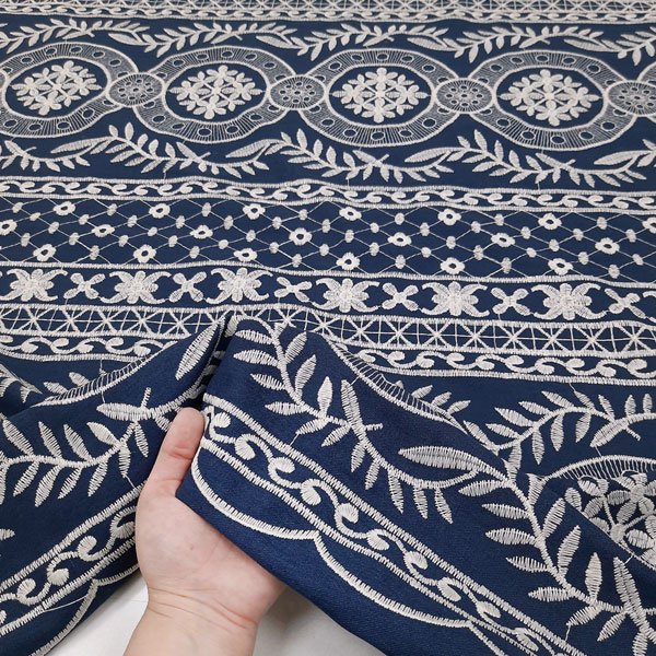 پارچه لینن گلدوزی 2 رنگ سرمه ای 