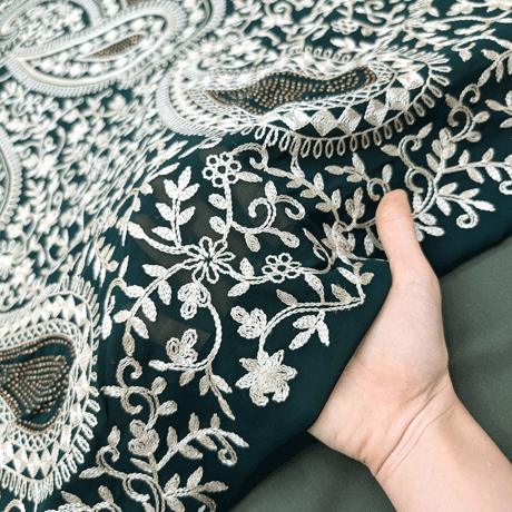 پارچه حریر سوزن دوزی هندی 5 رنگ یشمی 