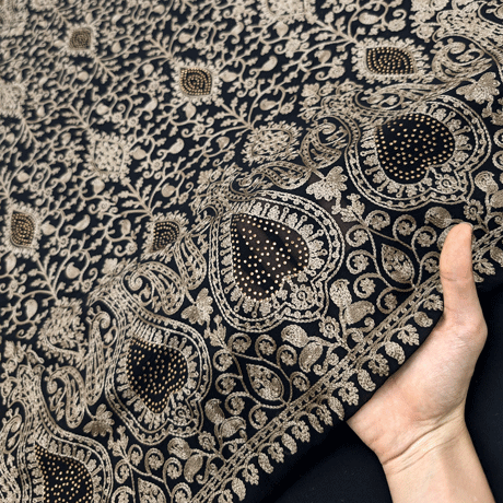 پارچه حریر سوزن دوزی هندی 9 رنگ مشکی 