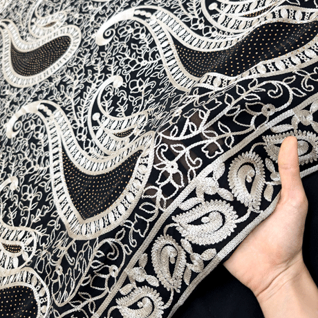پارچه حریر سوزن دوزی هندی 11 رنگ مشکی 