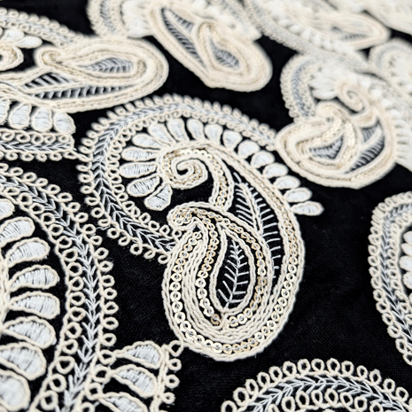 پارچه لینن سوزن دوزی هندی 151 رنگ سفید مشکی 