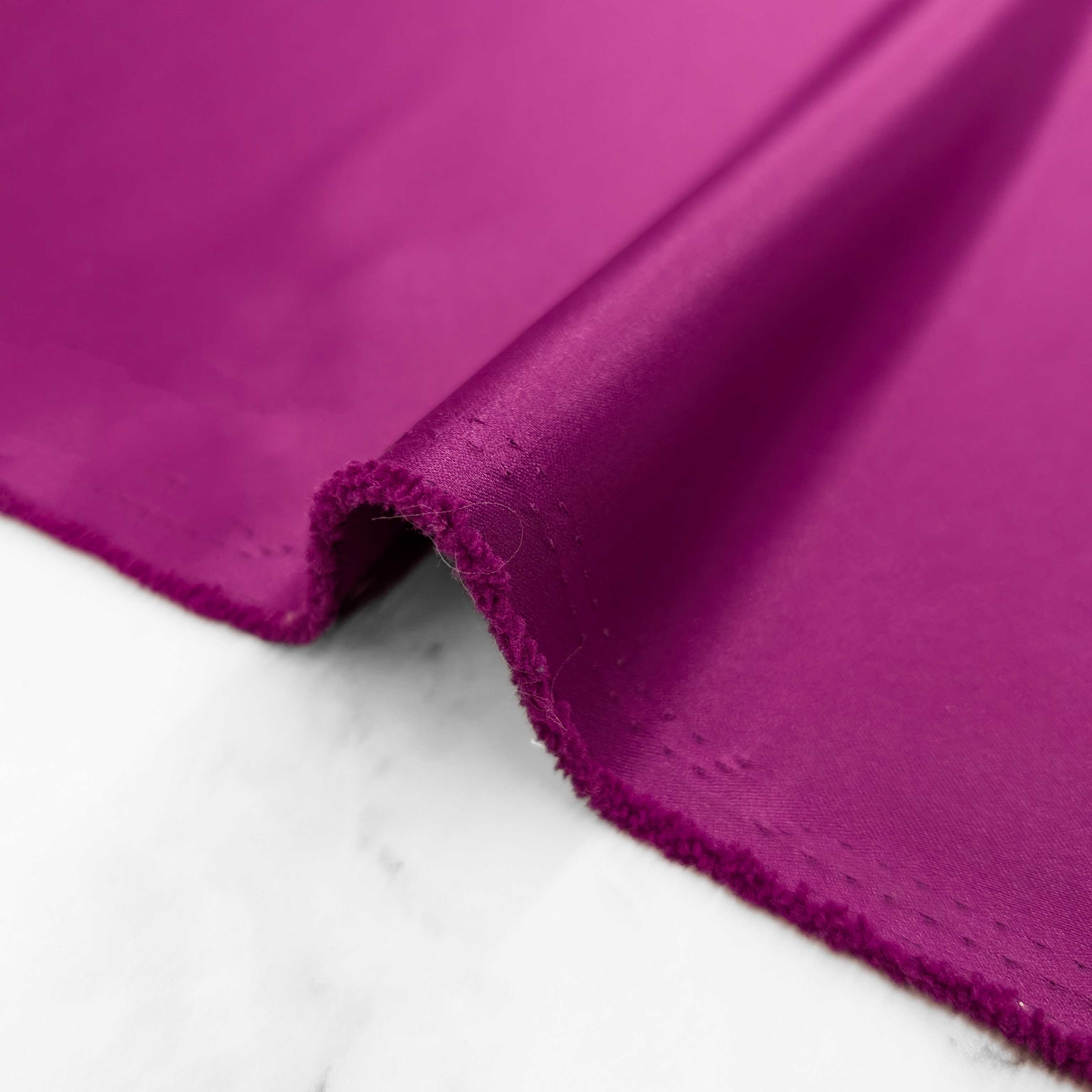 پارچه ساتن آمریکایی رنگ 66 ارغوانی 