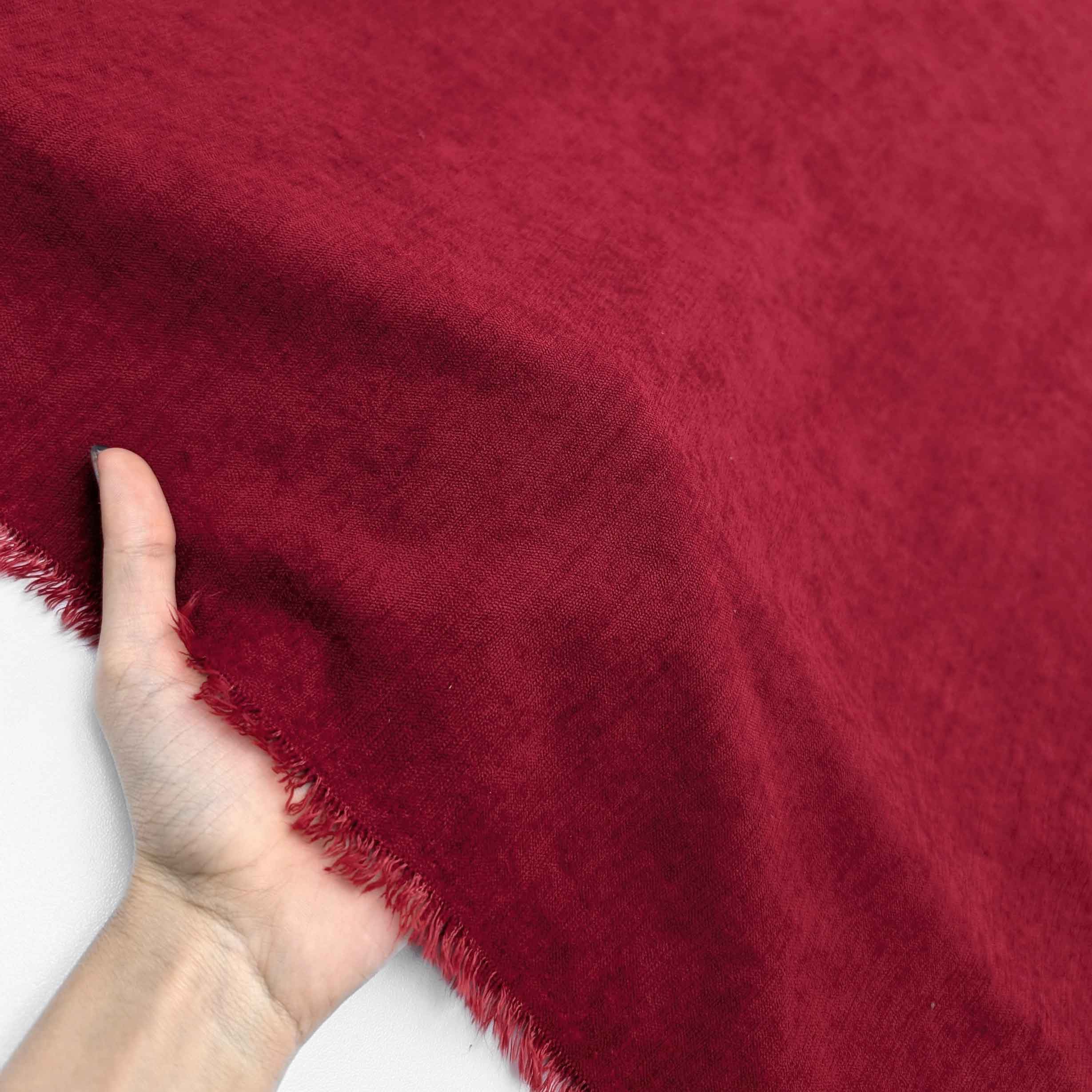 پارچه بوکله ساده رنگ قرمز 