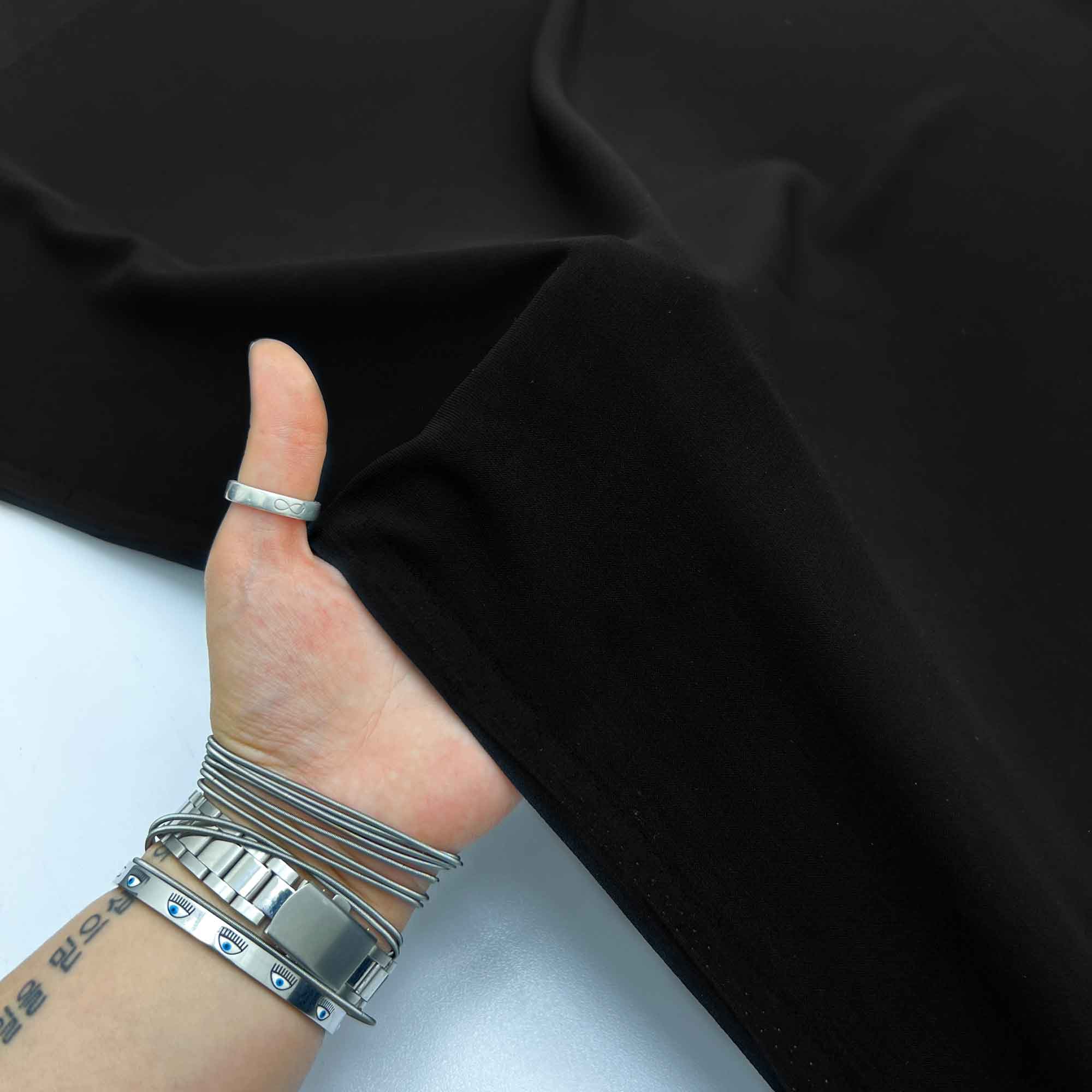 پارچه حریر ساده اسود رنگ مشکی 