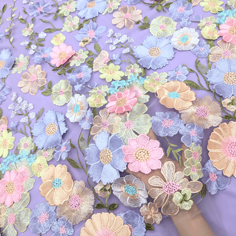 پارچه تور گلدوزی رنگ زمینه یاسی 