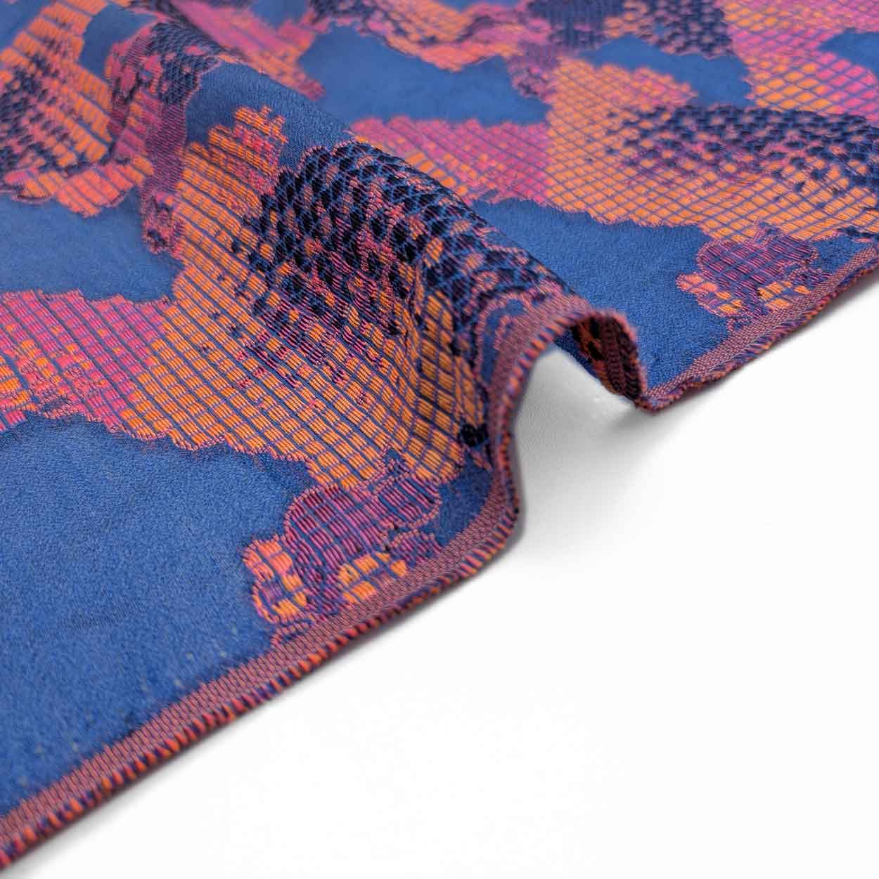 پارچه ژاکارد کسمه ترک 233 رنگ درباری صورتی 