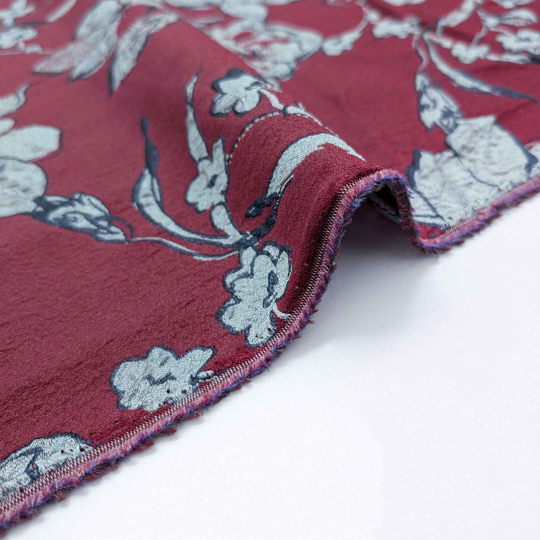 پارچه ژاکارد پفکی ترک 230 رنگ عنابی 