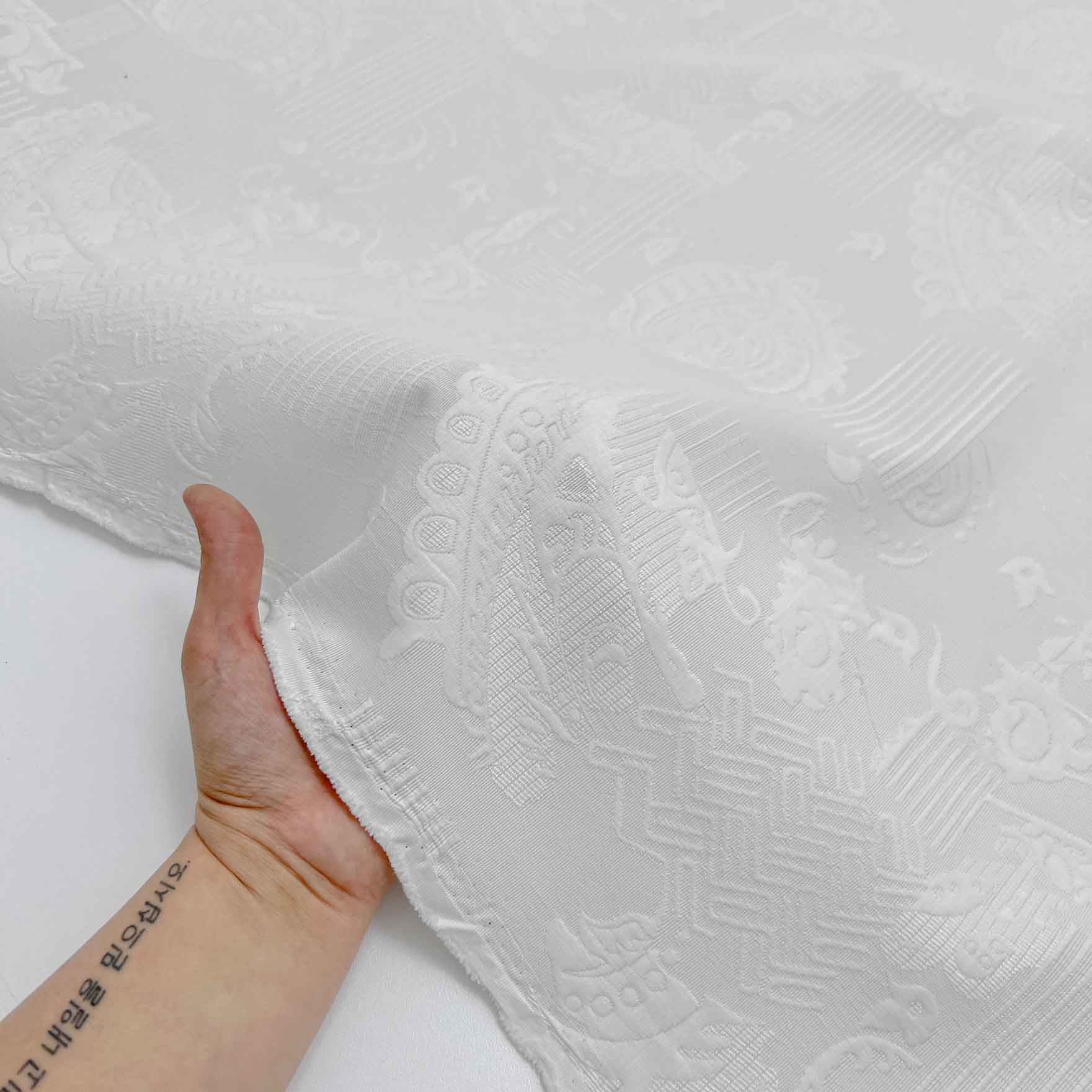 پارچه ژاکارد کتان 234 رنگ آفوایت 