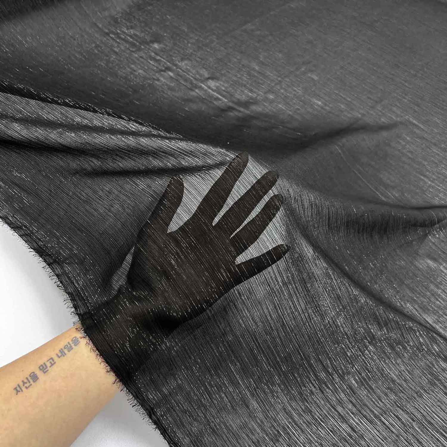 پارچه حریر شاین رنگ مشکی 