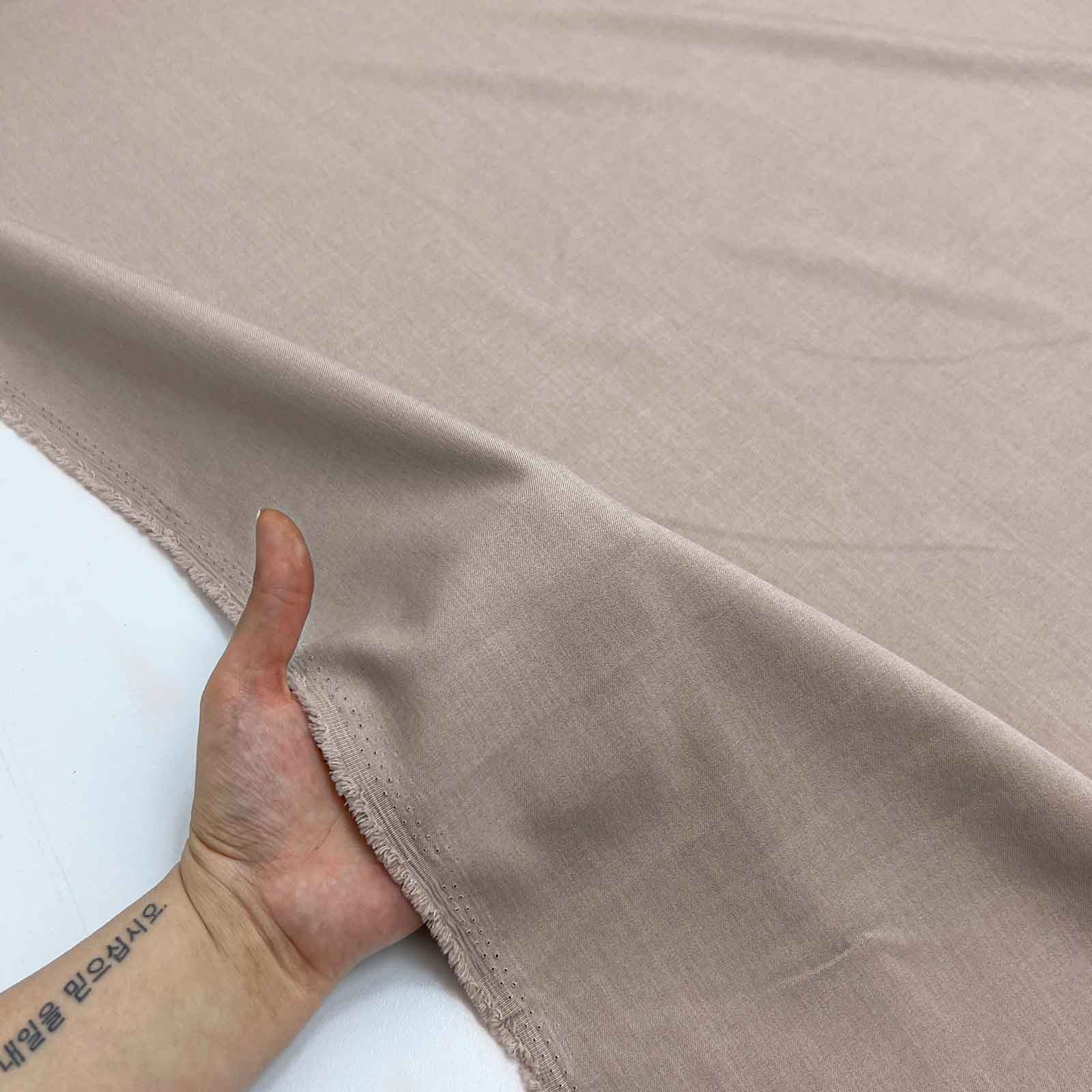 پارچه فاستونی گاباردین رنگ کالباسی 