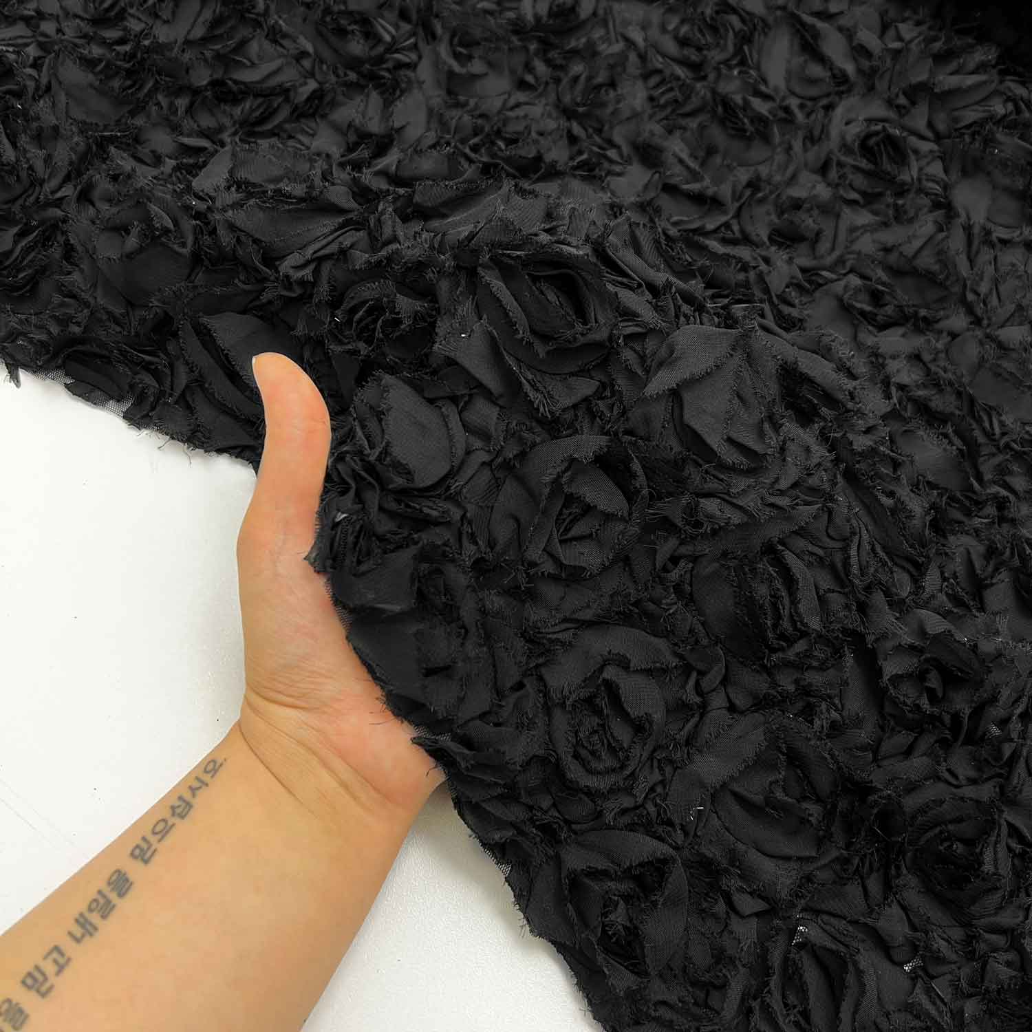 پارچه تور پچ ورک رنگ 10 مشکی 