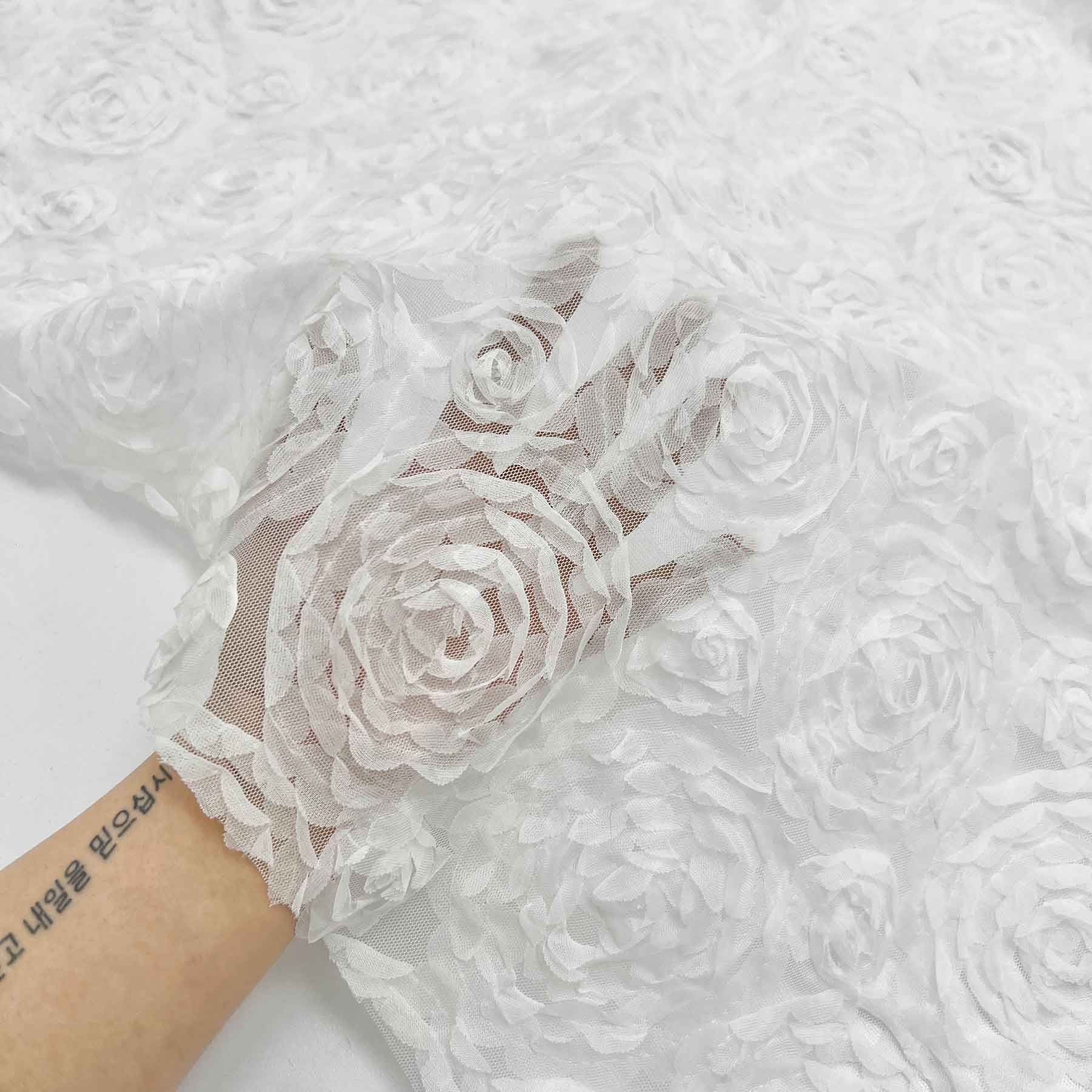 پارچه تور پچ ورک رنگ 11 آف وایت 