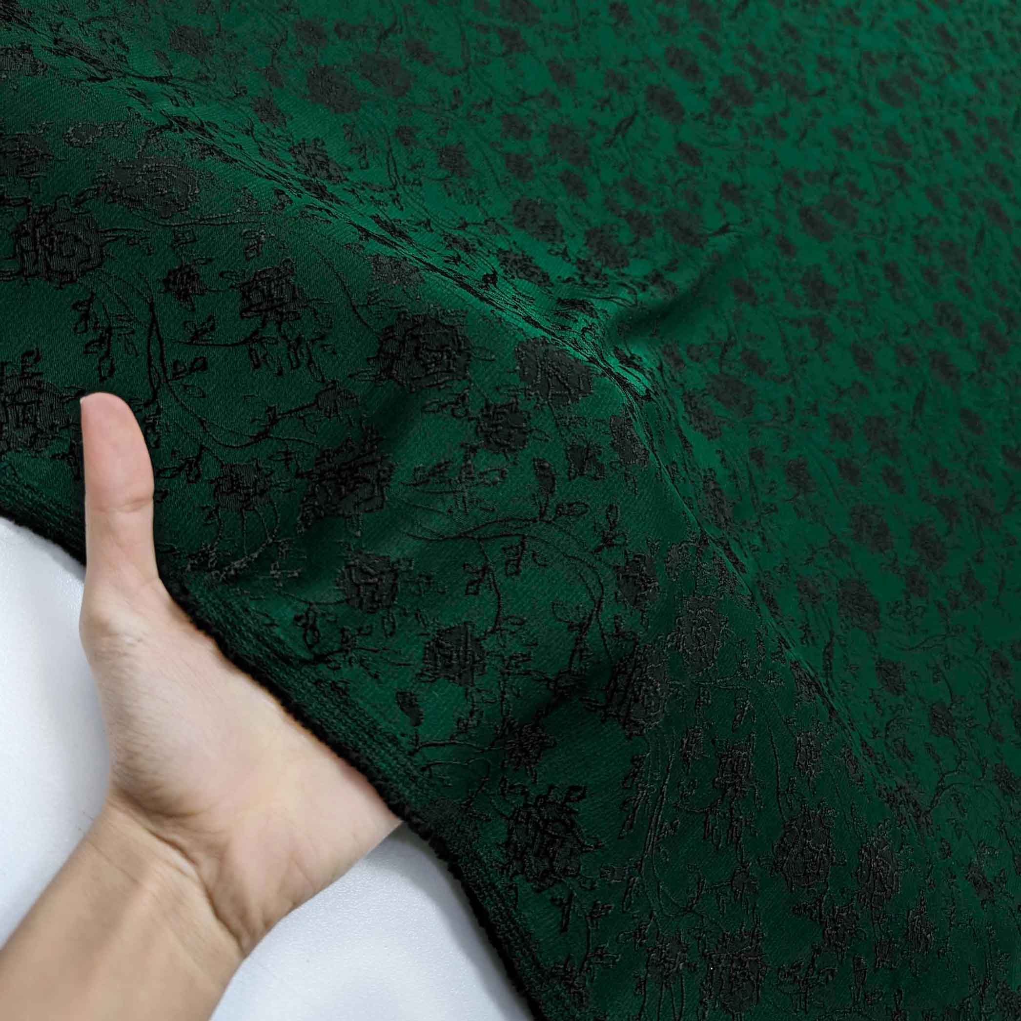 پارچه ژاکارد ویسکوز 013 رنگ سبز مشکی 