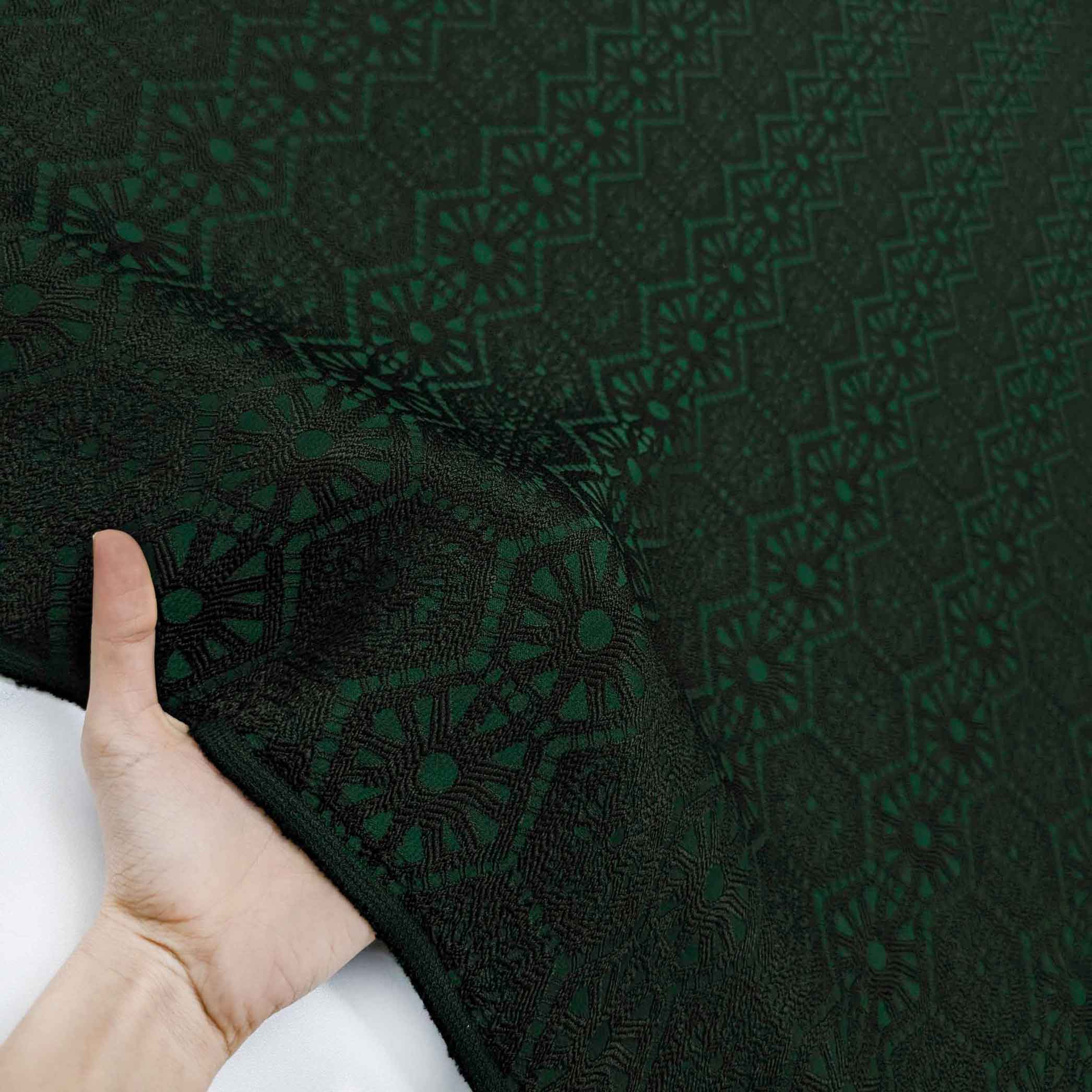 پارچه ژاکارد ویسکوز 153 رنگ سبز مشکی 