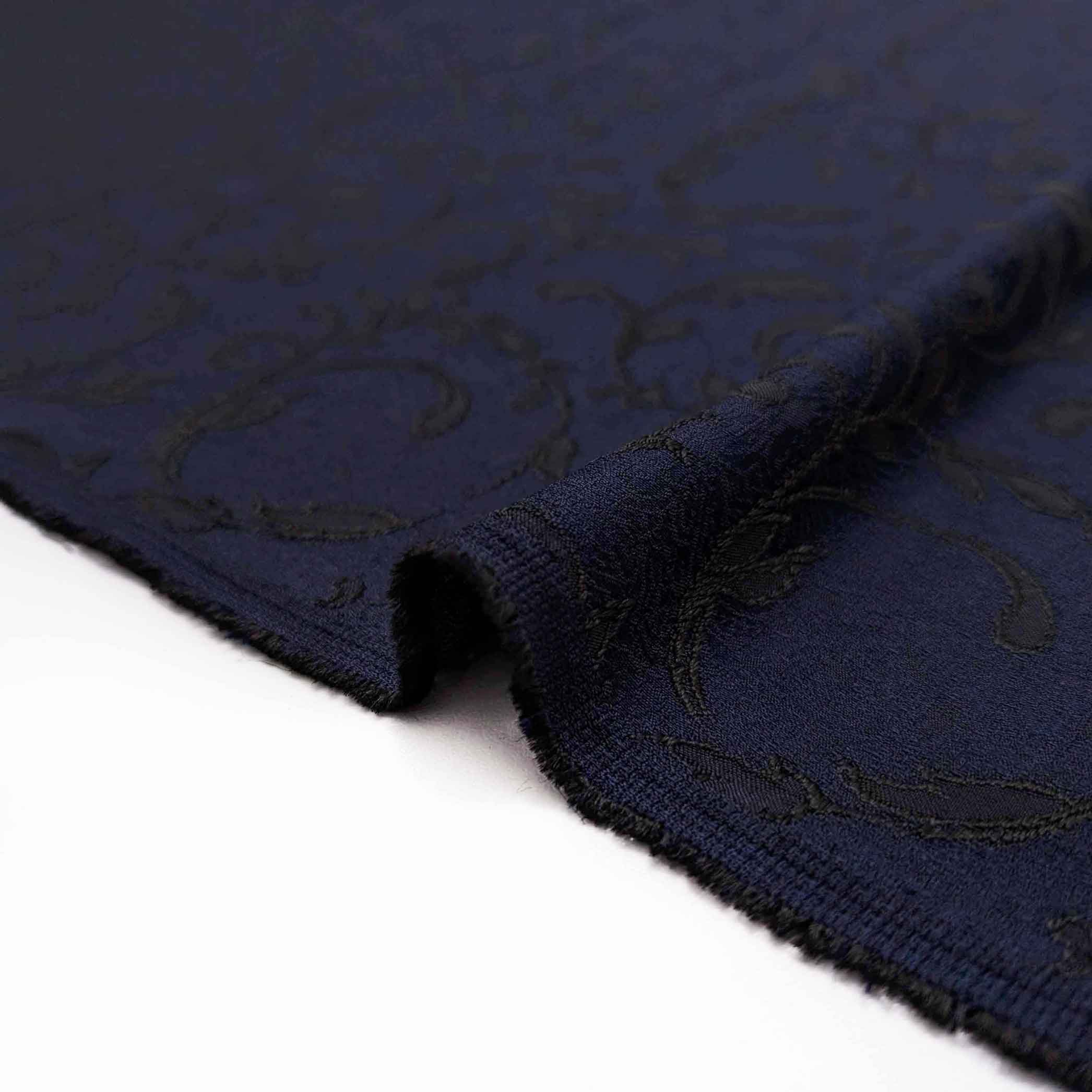 پارچه ژاکارد ویسکوز 192 رنگ سرمه ای مشکی 