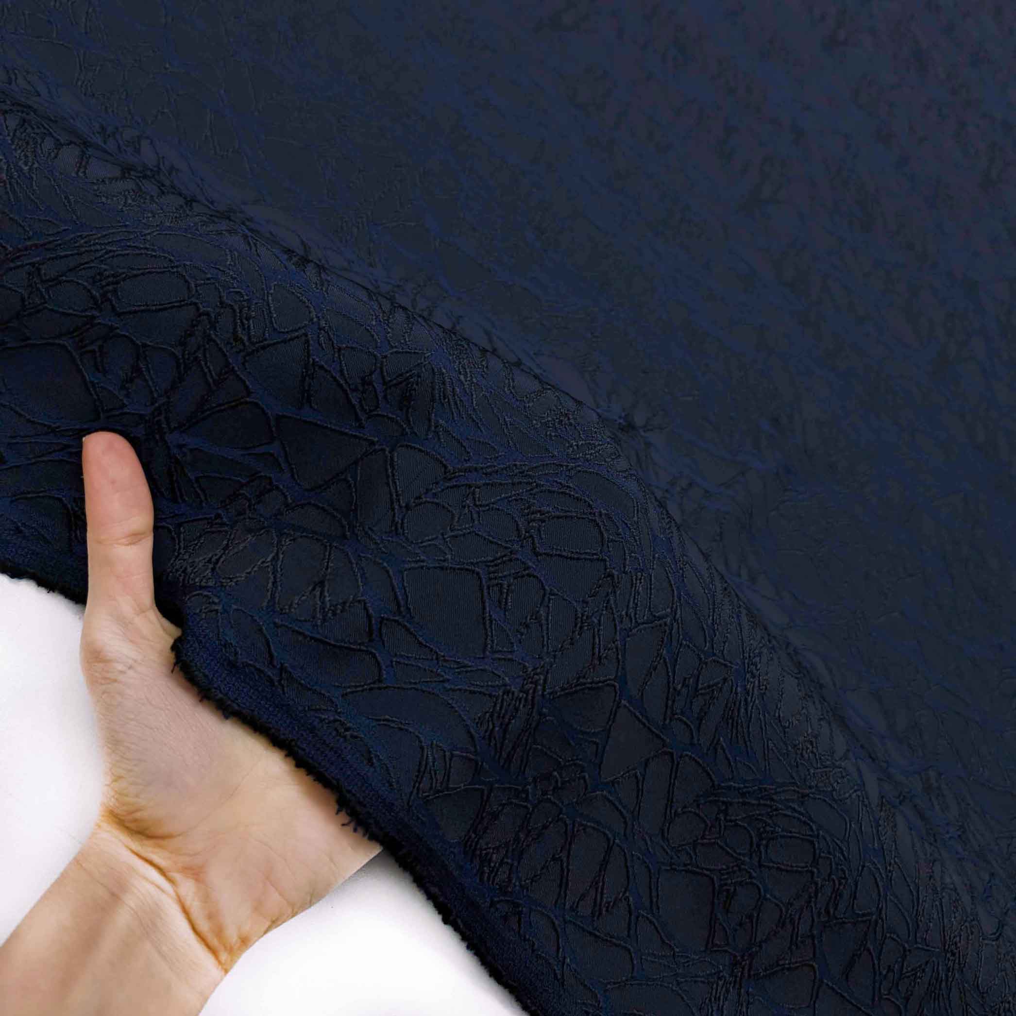 پارچه ژاکارد ویسکوز 209 رنگ سرمه ای مشکی 