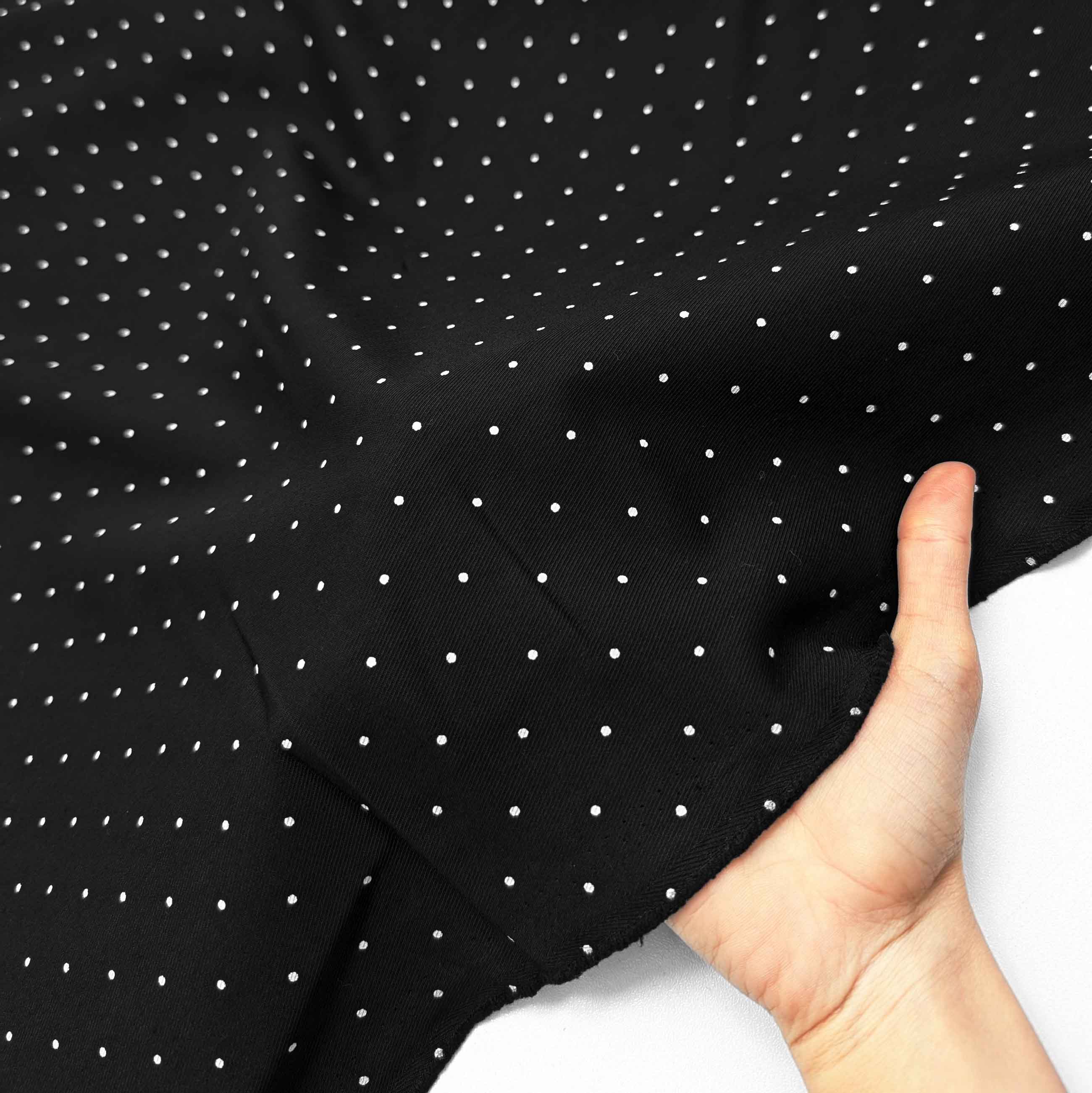 پارچه کتان سیلک خالدار رنگ مشکی 