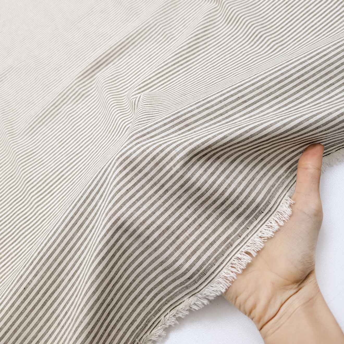 پارچه لینن راه راه ترک رنگ کاراملی 