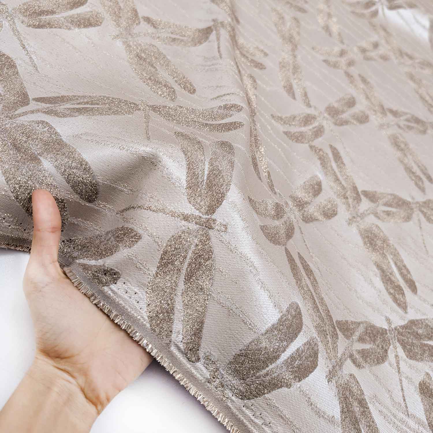 پارچه ژاکارد تافته 239 رنگ کاراملی 