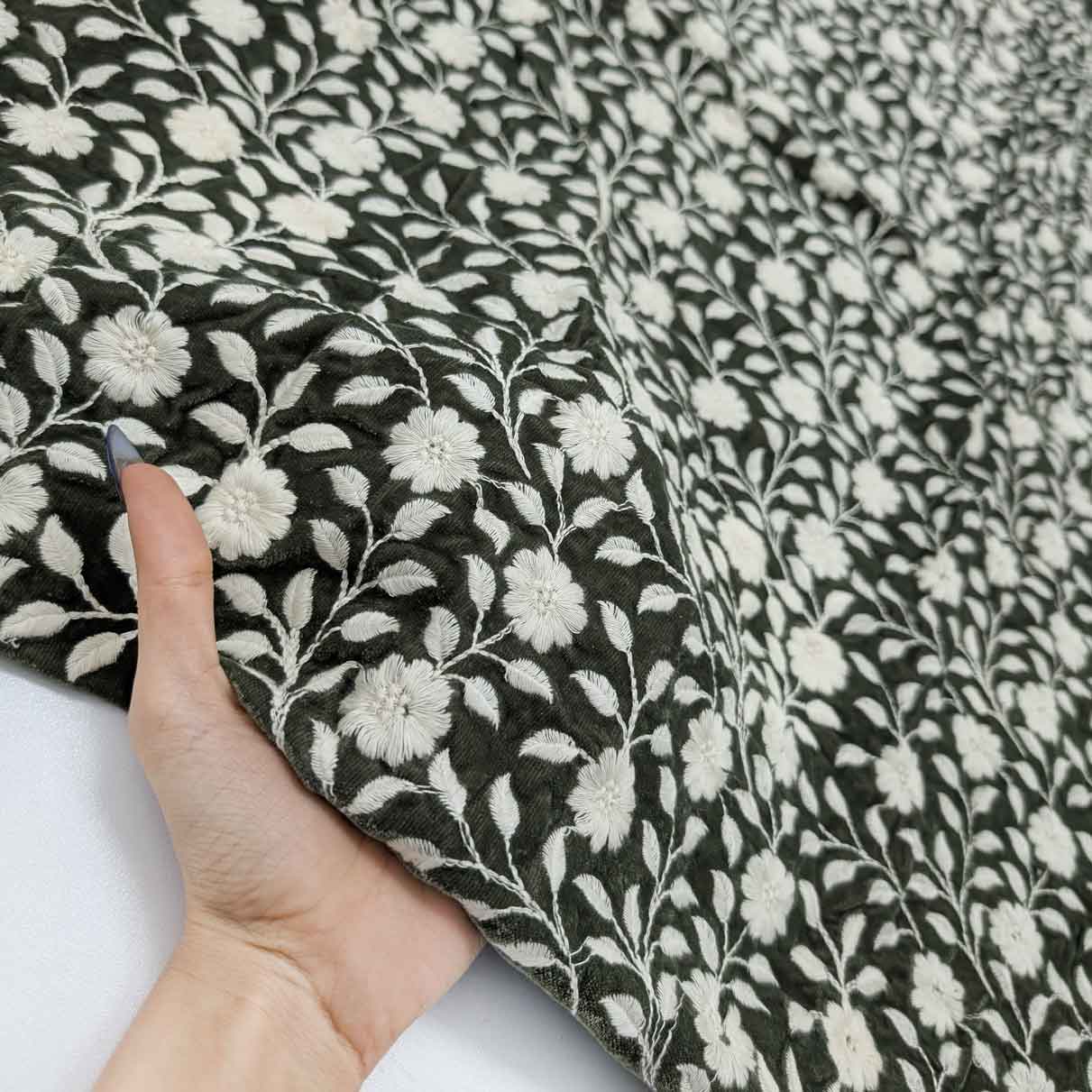پارچه مخمل سوزندوزی هندی رنگ 190-4 