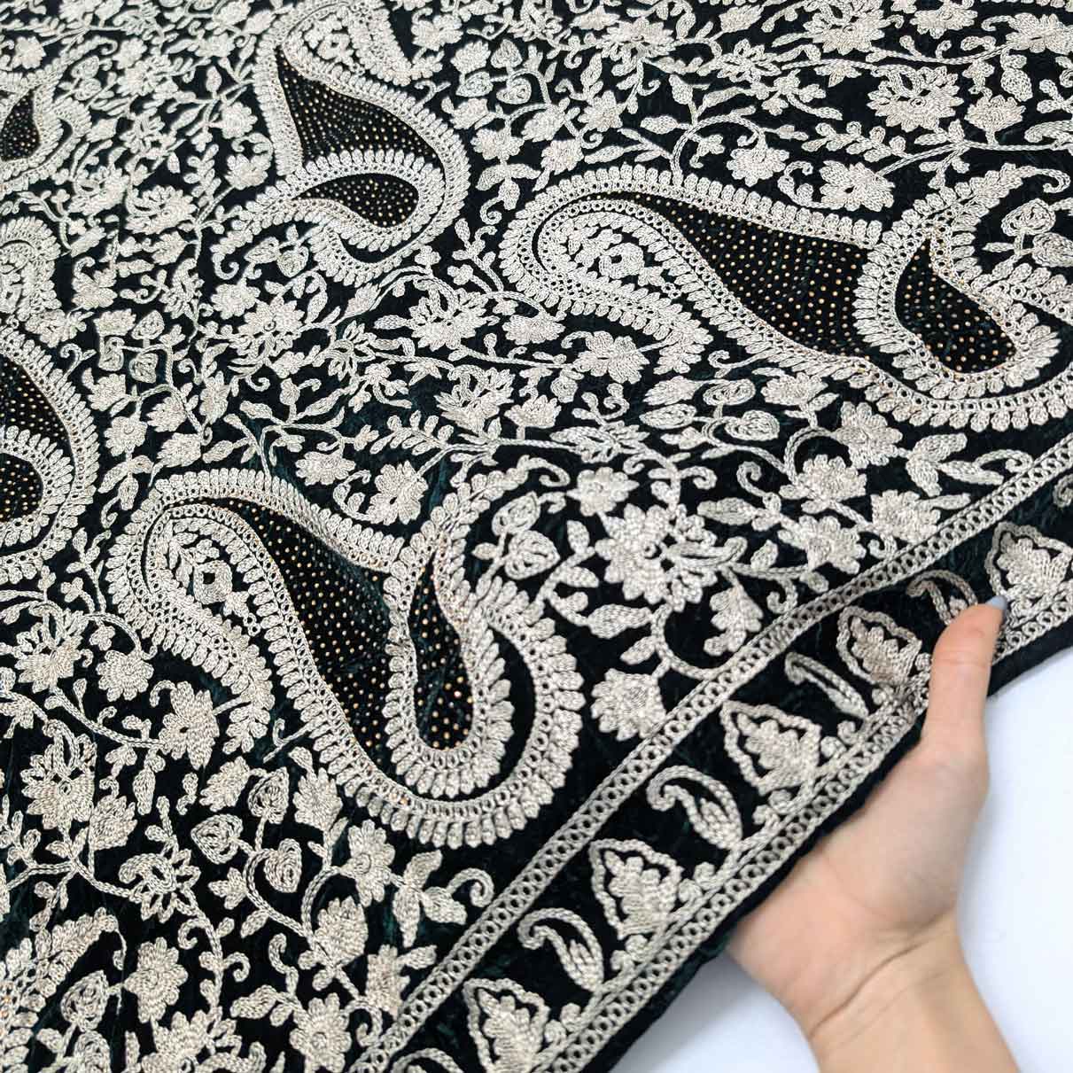 پارچه مخمل سوزندوزی هندی رنگ 209-1 