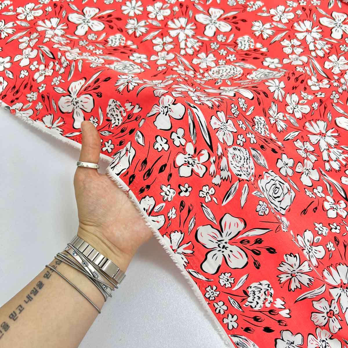 پارچه نخی گلدار رنگ 855 