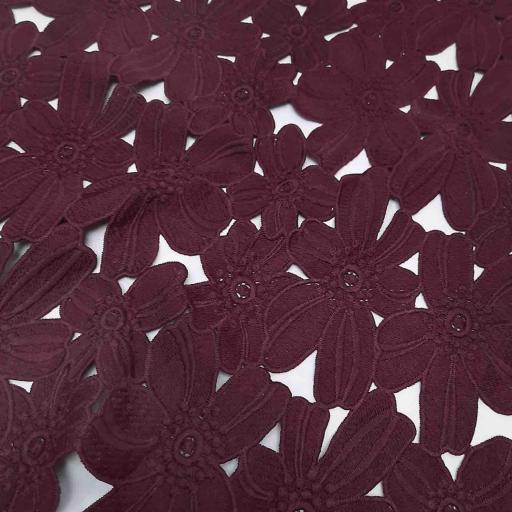 پارچه گیپور سوفیا رنگ عنابی 