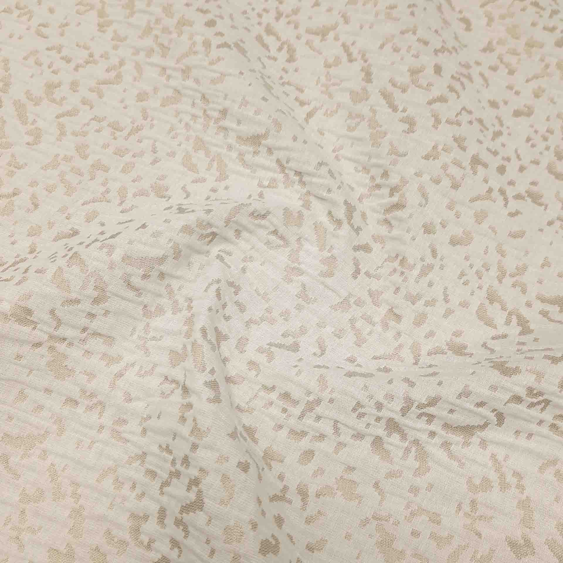 پارچه ژاکارد پفکی کایرا رنگ استخوانی 
