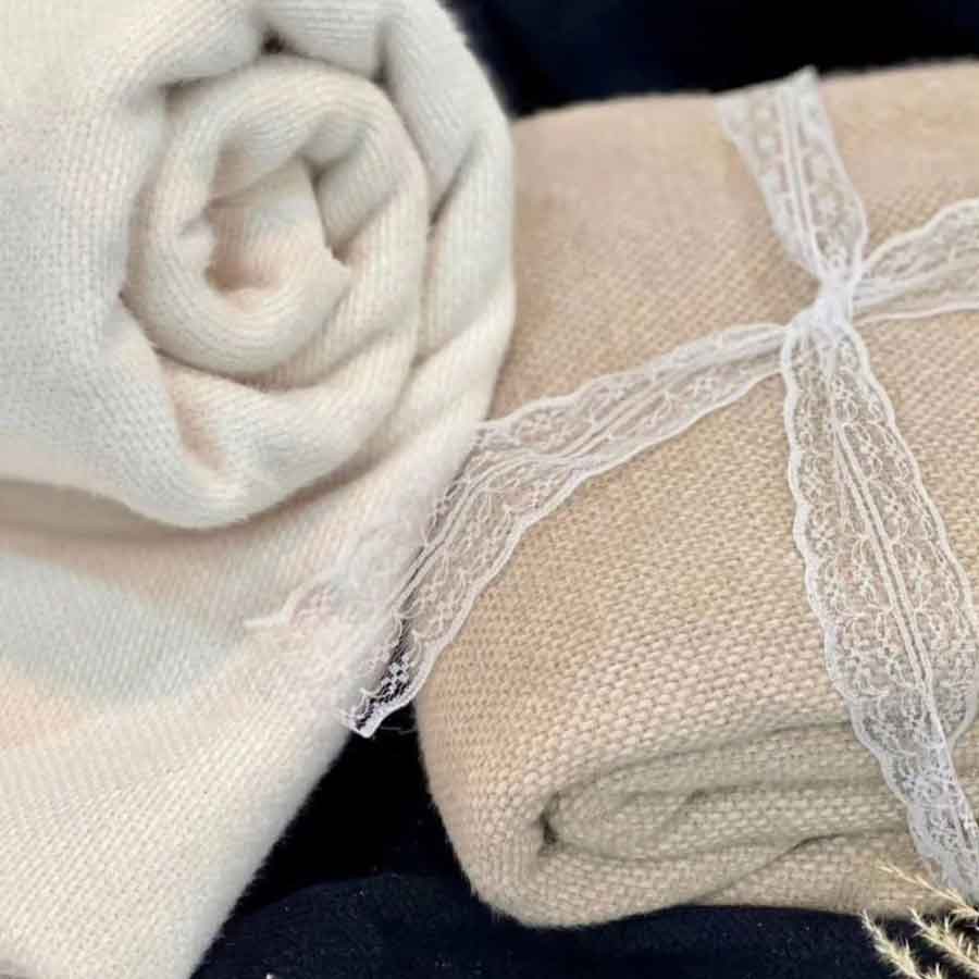 بافت (لمزور)